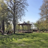 6 Rodez, jardin Victor Hugo, le kiosque à musique.jpg